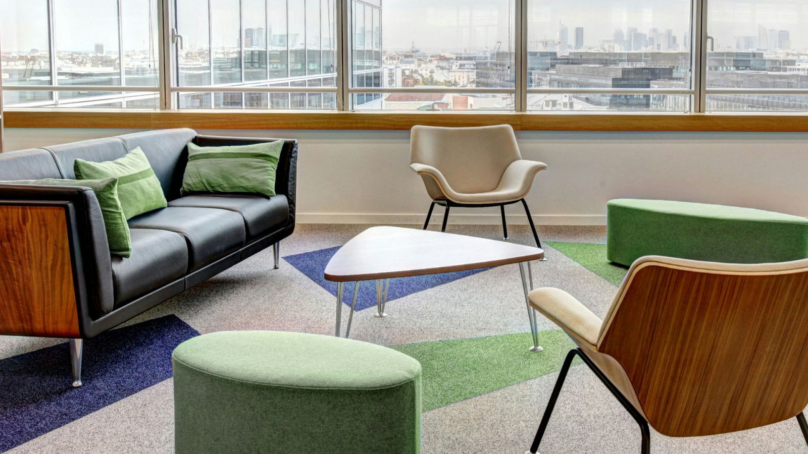 Зачем страховать имущество компании