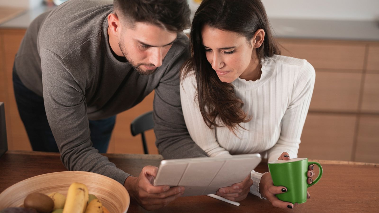 Нужно ли ежегодно оплачивать страховку при ипотеке