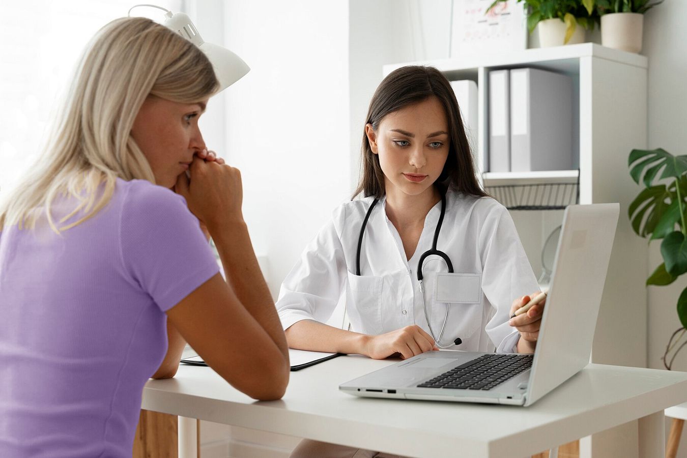 Как оформить ДМС для физических лиц и что оно дает