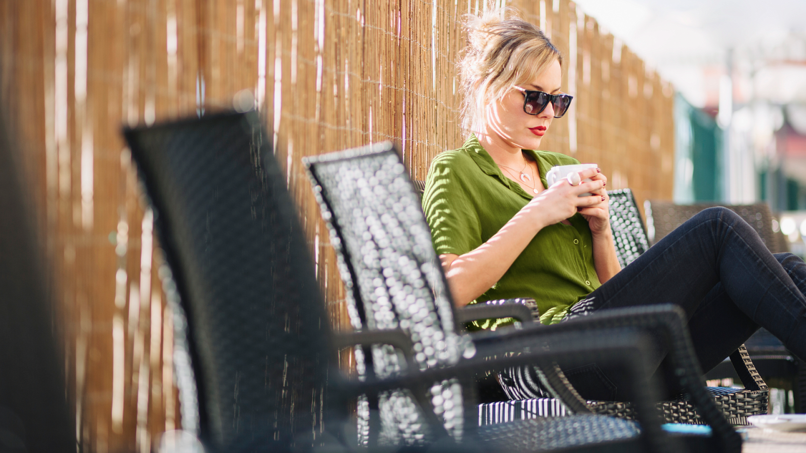 Заболел зуб в путешествии: что делать и куда обращаться